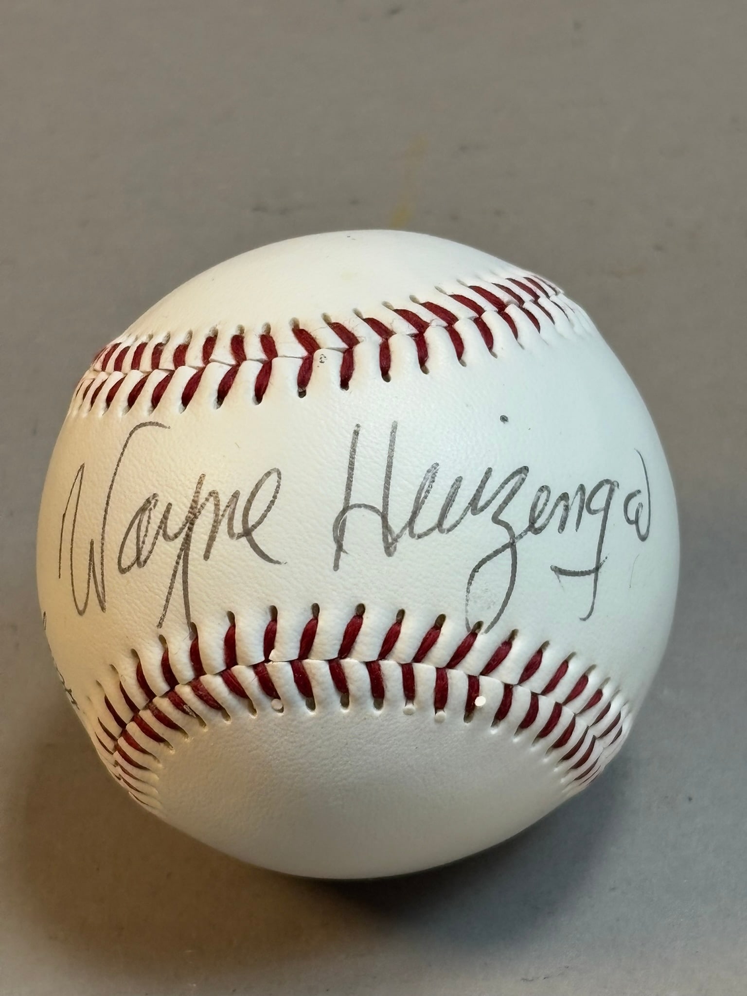 Wayne Huizenga Florida Marlins Signed Baseball: PLEASE SEE ALL PHOTOS AND USE THEM AS A BETTER IDEA ON DESCRIPTION! ASK ANY QUESTIONS! PLEASE NOTE WE OFFER IN HOUSE SHIPPING & HAVE BIDDING AVAILABLE ON OUR OWN WEBSITE! If you win on LIVE