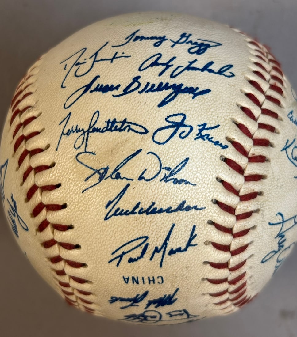 Bobby Cox Single Signed Feeney Rawlings Ball - 12