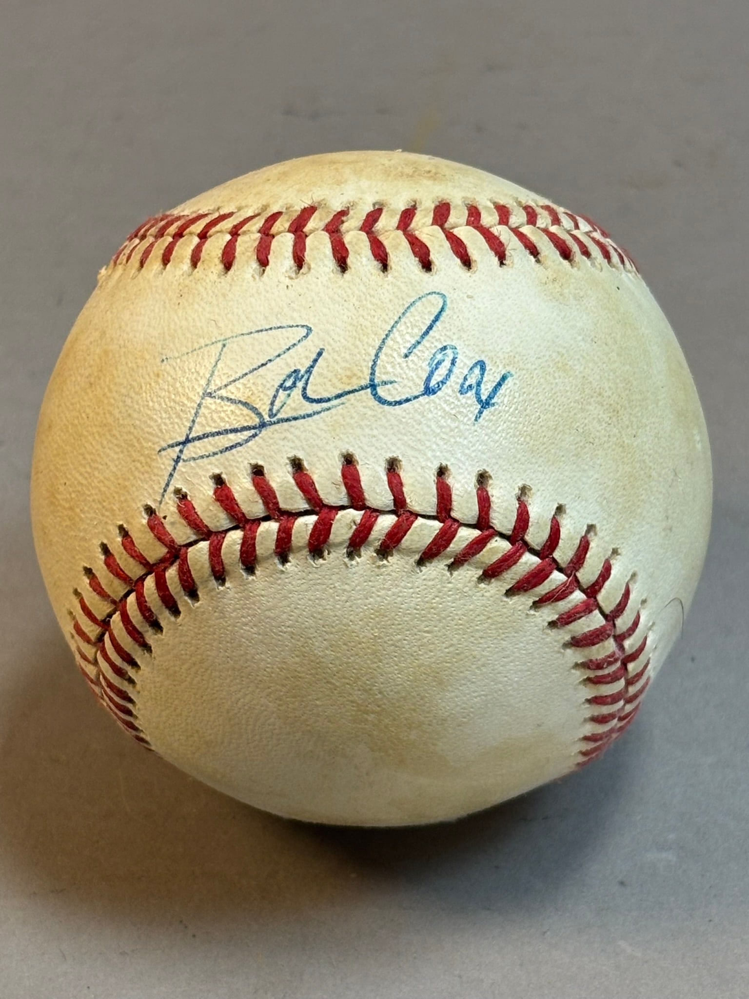 Bobby Cox Single Signed Feeney Rawlings Ball: PAIR OF BALLS - ONE FACISIMILE - PLEASE SEE ALL PHOTOS AND USE THEM AS A BETTER IDEA ON DESCRIPTION! ASK ANY QUESTIONS! PLEASE NOTE WE OFFER IN HOUSE SHIPPING & HAVE BIDDING AVAILABLE ON OUR OWN