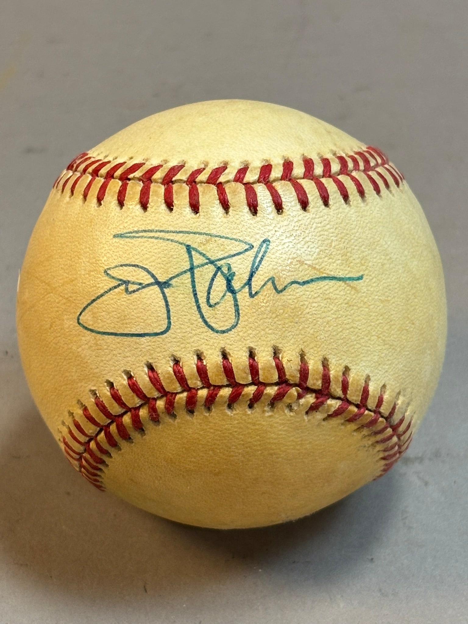 Jim Palmer & Jim Perry Signed Rawlings Baseball: PLEASE SEE ALL PHOTOS AND USE THEM AS A BETTER IDEA ON DESCRIPTION! ASK ANY QUESTIONS! PLEASE NOTE WE OFFER IN HOUSE SHIPPING & HAVE BIDDING AVAILABLE ON OUR OWN WEBSITE! If you win on LIVE