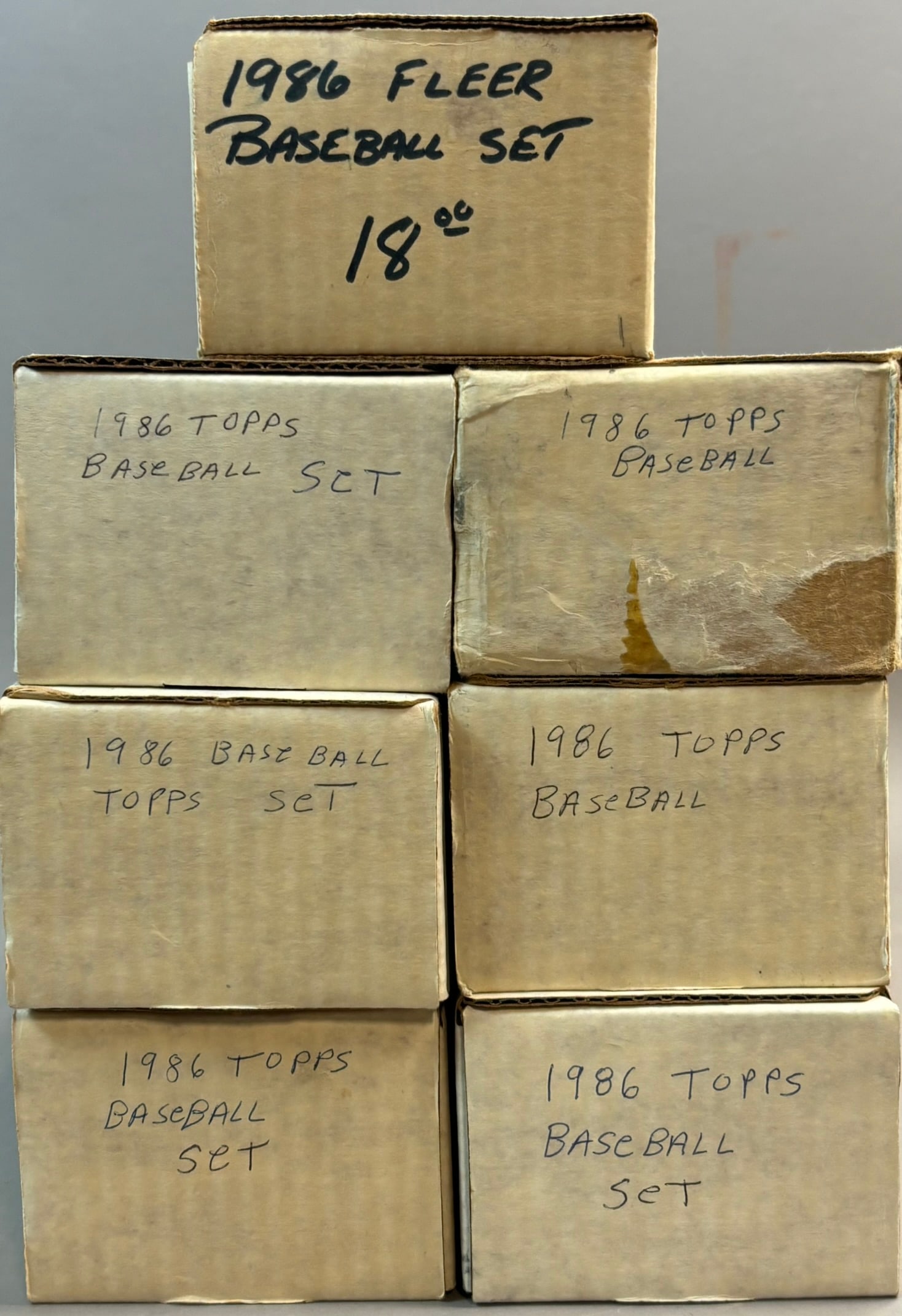 7 1986 Topps & Fleer Complete Baseball Card Set: Set PLEASE SEE ALL PHOTOS AND USE THEM AS A BETTER IDEA ON DESCRIPTION! ASK ANY QUESTIONS! PLEASE NOTE WE OFFER IN HOUSE SHIPPING & HAVE BIDDING AVAILABLE ON OUR OWN WEBSITE! If you win on LIVE AUCTIO