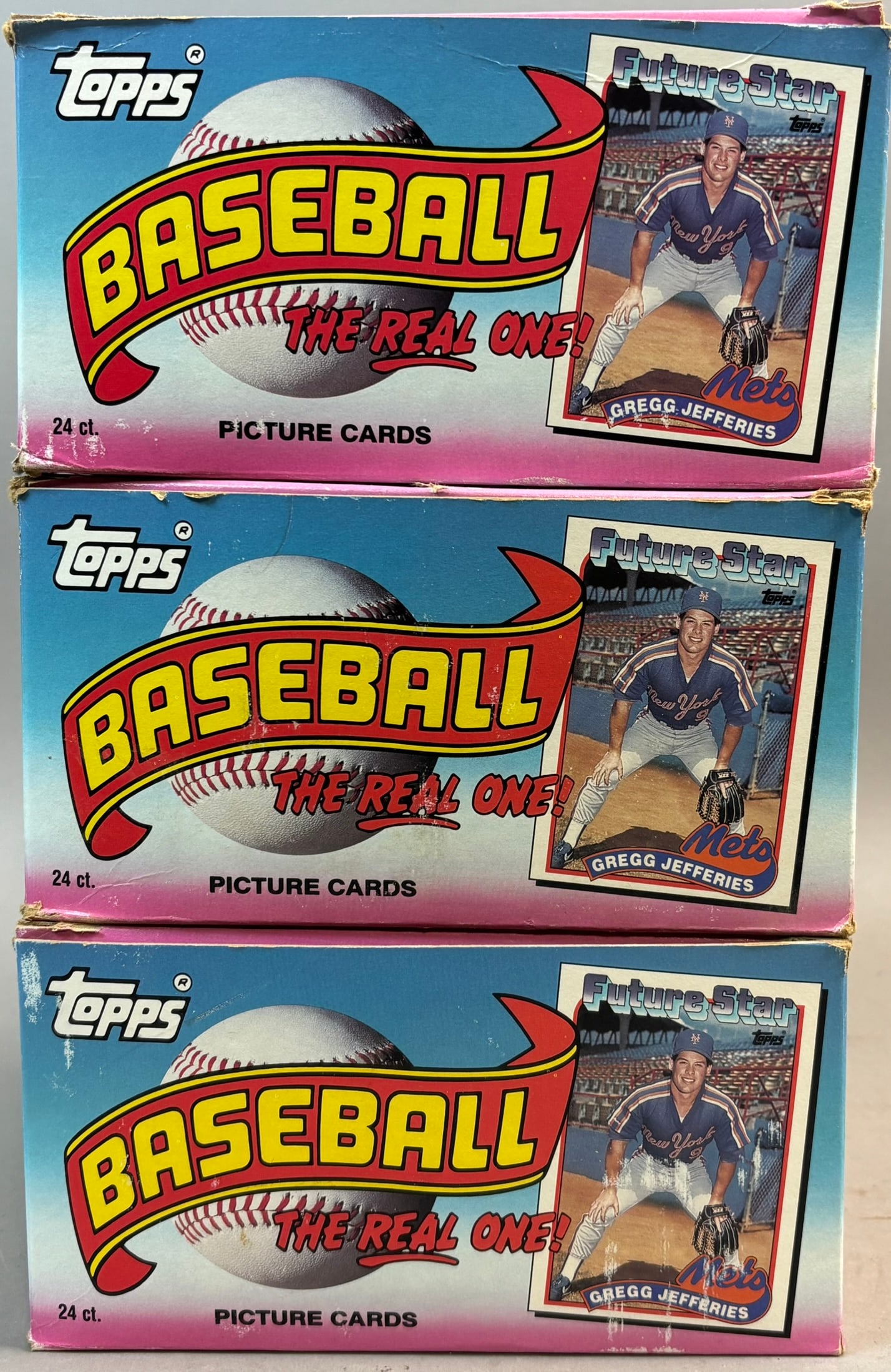 Lot 3 1989 Topps Baseball 24 Count Cello Boxes: PLEASE SEE ALL PHOTOS AND USE THEM AS A BETTER IDEA ON DESCRIPTION! ASK ANY QUESTIONS! PLEASE NOTE WE OFFER IN HOUSE SHIPPING & HAVE BIDDING AVAILABLE ON OUR OWN WEBSITE! If you win on LIVE AUCTIONEER