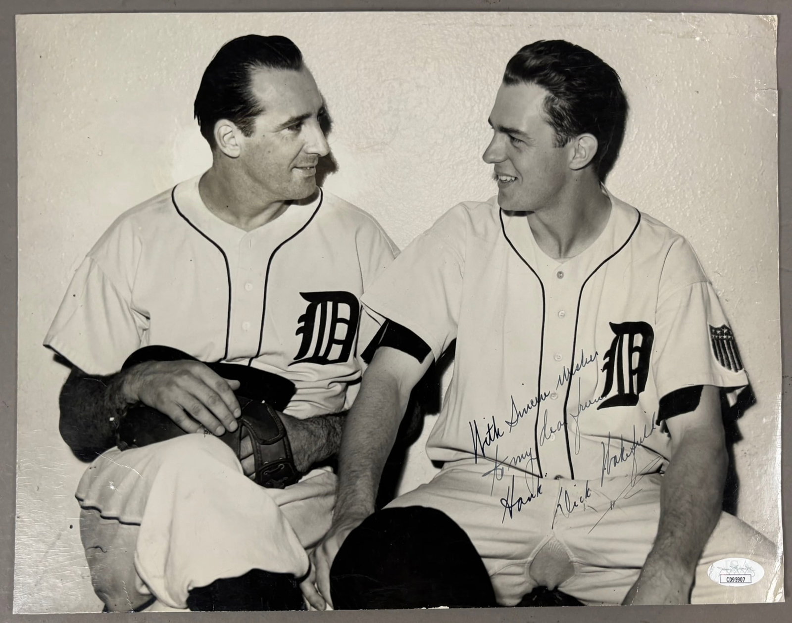 Dick Wakefield Signed Hank Greenberg Photo JSA: JSA PLEASE SEE ALL PHOTOS AND USE THEM AS A BETTER IDEA ON DESCRIPTION! ASK ANY QUESTIONS! PLEASE NOTE WE OFFER IN HOUSE SHIPPING & HAVE BIDDING AVAILABLE ON OUR OWN WEBSITE! If you win on LIVE