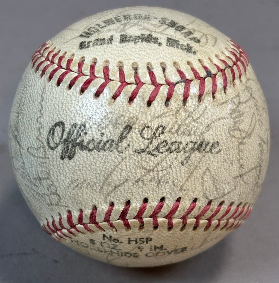 1971 Detroit Tigers Twins Signed Baseball 30 Autos: Great original Absolutely loaded - PLEASE SEE ALL PHOTOS AND USE THEM AS A BETTER IDEA ON DESCRIPTION! ASK ANY QUESTIONS! PLEASE NOTE WE OFFER IN HOUSE SHIPPING & HAVE BIDDING AVAILABLE ON OUR OWN WEB