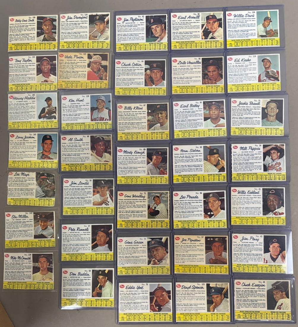 Lot 35 1962 Canadian Post Baseball Cards (1 of 8)