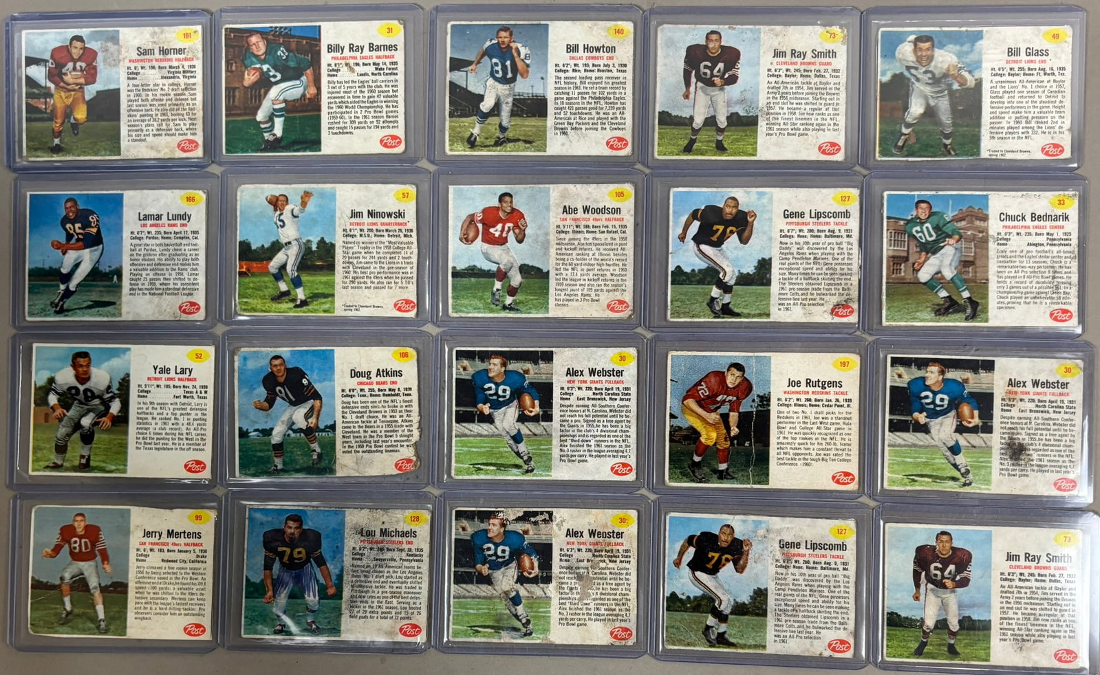 Lot 20 Original 1961 Post Football Cards: PLEASE SEE ALL PHOTOS AND USE THEM AS A BETTER IDEA ON DESCRIPTION! ASK ANY QUESTIONS! PLEASE NOTE WE OFFER IN HOUSE SHIPPING & HAVE BIDDING AVAILABLE ON OUR OWN WEBSITE! If you win on LIVE AUCTIONEER