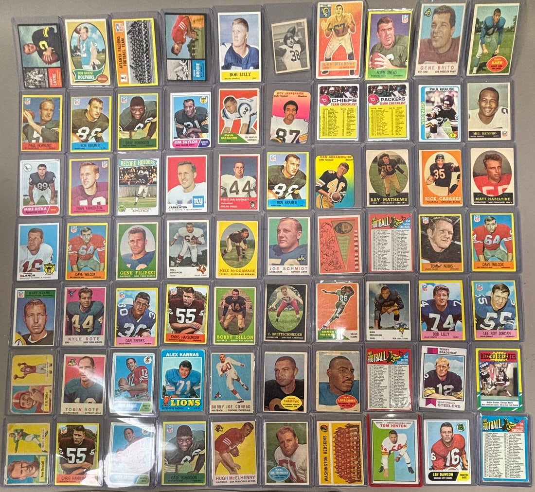 Lot 73 Vintage Topps Football Stars & Hofers: PLEASE SEE ALL PHOTOS AND USE THEM AS A BETTER IDEA ON DESCRIPTION! ASK ANY QUESTIONS! PLEASE NOTE WE OFFER IN HOUSE SHIPPING & HAVE BIDDING AVAILABLE ON OUR OWN WEBSITE! If you win on LIVE AUCTIONEER