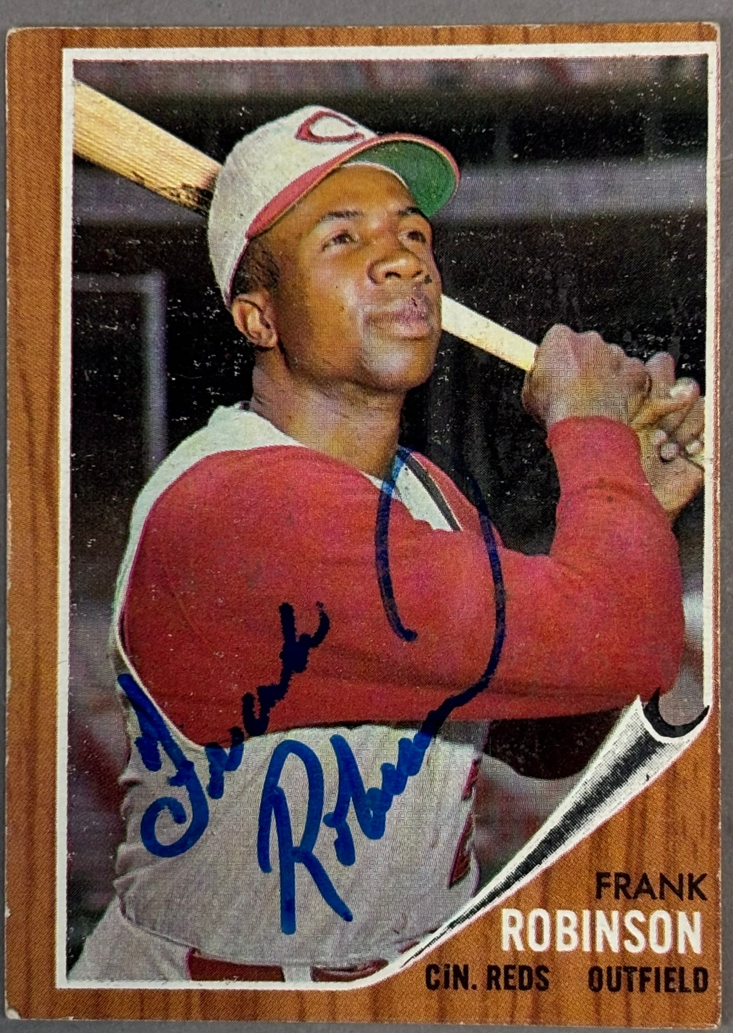 Frank Robinson 1962 Topps Signed Autograph Card #3: PLEASE SEE ALL PHOTOS AND USE THEM AS A BETTER IDEA ON DESCRIPTION! ASK ANY QUESTIONS! PLEASE NOTE WE OFFER IN HOUSE SHIPPING & HAVE BIDDING AVAILABLE ON OUR OWN WEBSITE! If you win on LIVE