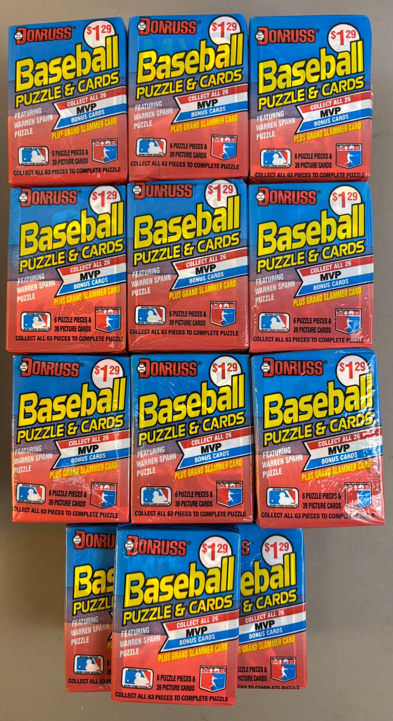 65 Sealed Packs 1989 Donruss Wax Packs: PLEASE SEE ALL PHOTOS AND USE THEM AS A BETTER IDEA ON DESCRIPTION! ASK ANY QUESTIONS! PLEASE NOTE WE OFFER IN HOUSE SHIPPING & HAVE BIDDING AVAILABLE ON OUR OWN WEBSITE! If you win on LIVE