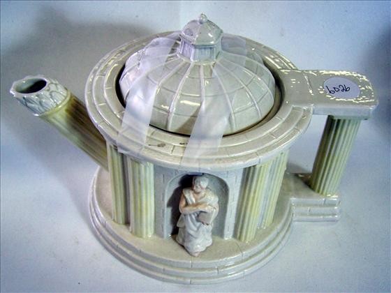 Tea pot - Fitz and Floyd: Tea pot - Fitz and Floyd - Omnibus 36 oz. 1995 - Grecian style