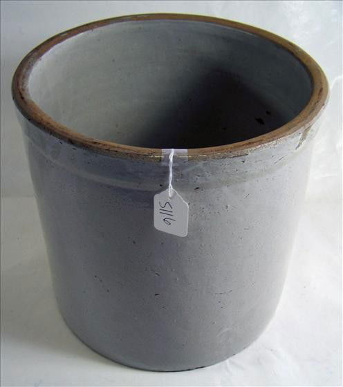 Stoneware crock - Number 4: Stoneware crock - Number 4 in blue - gray in color