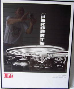 Liife - Nina Leen: Liife - Nina Leen - Neon Drive - In Diner 1945 22" X 28"