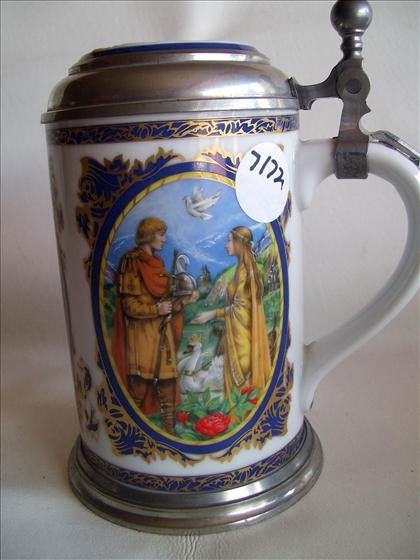 Heinrich - Germany - Villeroy and Boch: Heinrich - Germany - Villeroy and Boch - lohengrin - by Richard Wagner - metal and inlaid top - ball thumblift - 7" 3 scenes