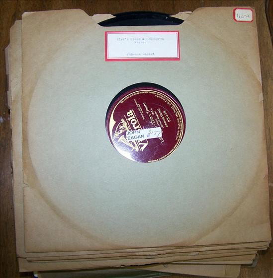 Records - lot one sided opera: Records - lot one sided opera - victrola victor - 40 records - mixed lot - ship media rate - 12 inch