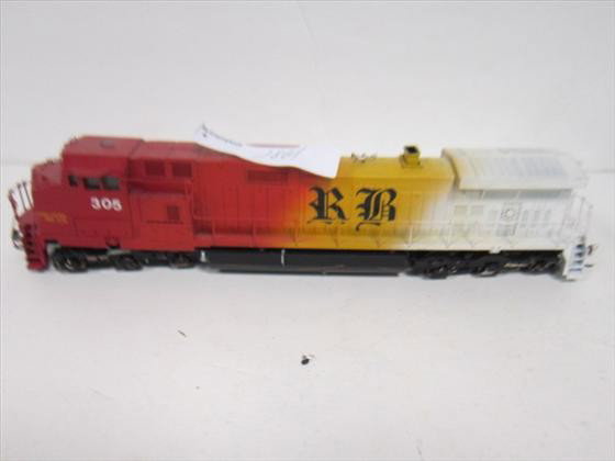 HO Scale train engine RB #305: HO Scale train engine RB #305 9 1/2"-red orange yellow and white in color