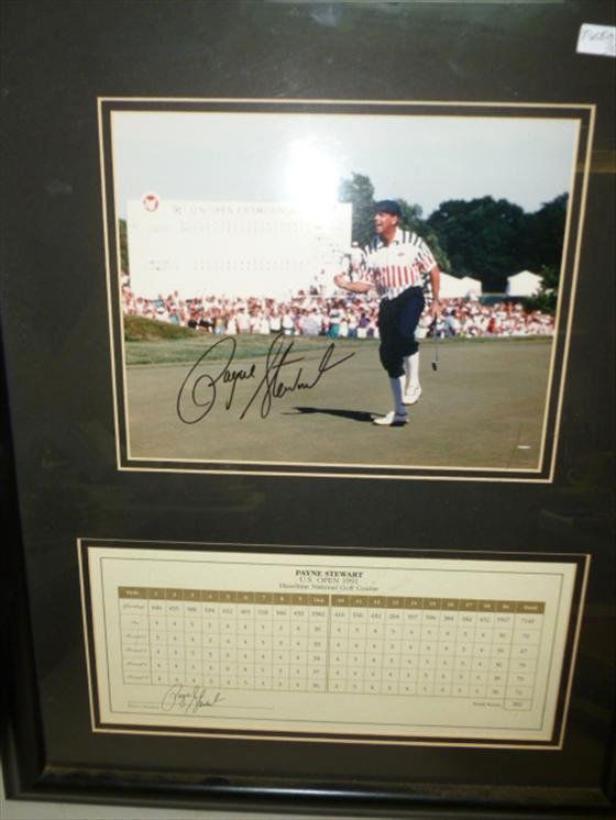 Payne Stewart signed photo and score cards: Payne Stewart signed photo and score cards framed under glass- US Open 1991-282 score-17 1/2-21 1/2