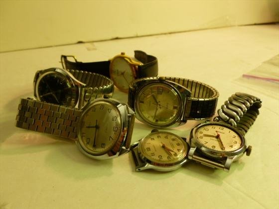 Lot 6 men's watches: Lot 6 men's watches stretch and leather bands - Timex - West clock - Time - Ingersoll - Encair - buying as is