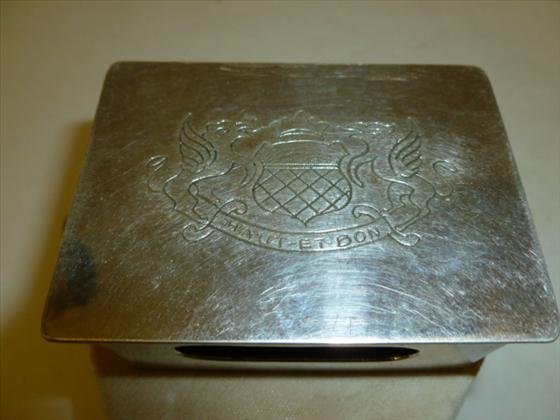 Silver box - Haut - ET - Bon: Silver box - Haut - ET - Bon - acid tested silver 160 grams total - open sides - 3 by 2 1/2 by1 1/2 by 2 - shield and winged animals on lid