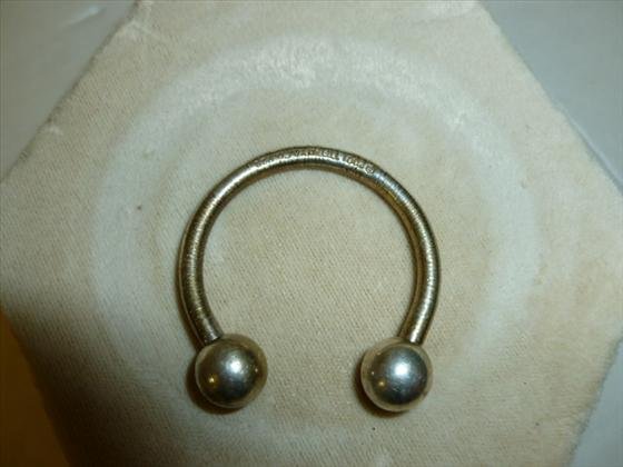 Tiffany and Co - 925 silver: Tiffany and Co - 925 silver total weight 27 grams large key ring ball ends horse shaped