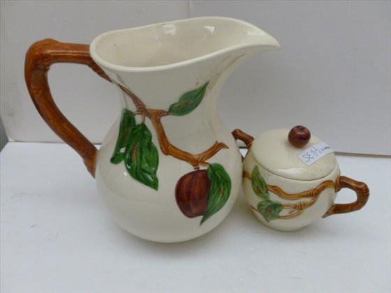 2 pc - Franciscan earthenware: 2 pc - Franciscan earthenware pitcher and covered sugar apple pattern - 3 1/3 to 7 tall