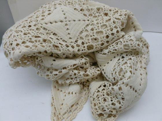 Crochet table cloth or bed cover: Crochet table cloth or bed cover 94 by 67 min good condition