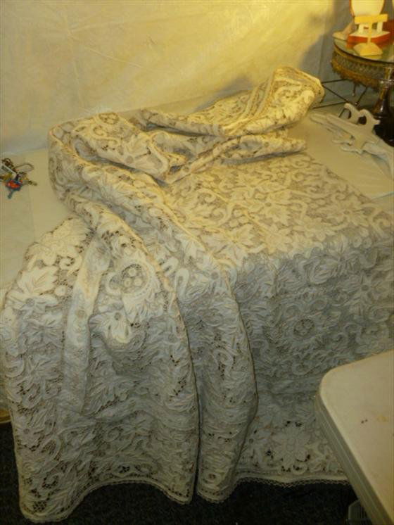 Very large hand done lace table cloth for the Boroughs : Very large hand done lace table cloth for the Boroughs family in Ft Myers 20th century- very nice piece