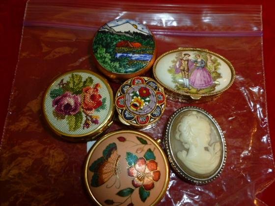 6 mini pill cases round and oval gold and silver tone a: 6 mini pill cases round and oval gold and silver tone and copper -inlaid painted cross stitch cloisonne hand painted nice assortment