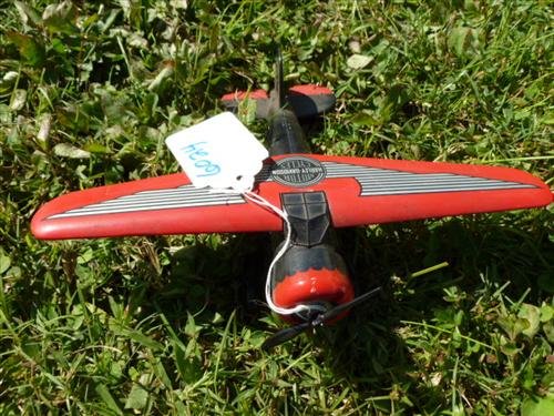 Harley Davidson motor cycles HD3 Liberty Classic: Harley Davidson motor cycles HD3 Liberty Classic red and black airplane