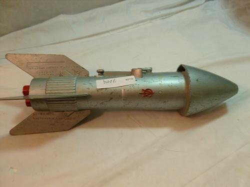 Aluminum rocket bank-1957- Astor MFG.-Detroit-Berzac: Aluminum rocket bank-1957- Astor MFG.-Detroit-Berzac- creation-11 1/2 tall- some wear