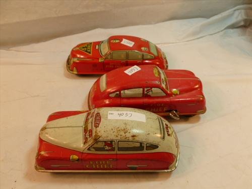 3 tin litho wind up friction Fire Chief cars- Cortland: 3 tin litho wind up friction Fire Chief cars- Cortland and unmarked- original paint worn and some rust-6 1/2 long
