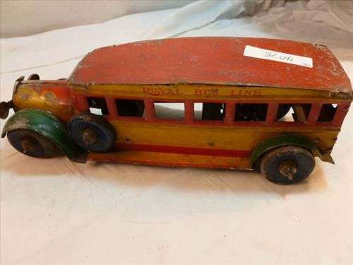 Marx tin litho wind up Royal bus line bus: Marx tin litho wind up Royal bus line bus- wound tight- original no repaint paint worn buying as is-9 1/2 long