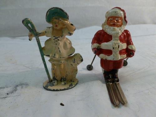2 pc- Tommy Little Bo Peep and Barclay lead Santa on: 2 pc- Tommy Little Bo Peep and Barclay lead Santa on Skies- original no repaint