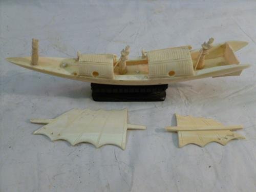 Ivory?? Boat with stand- 6 1/2 long-damage- as is: Ivory?? Boat with stand- 6 1/2 long-damage- as is