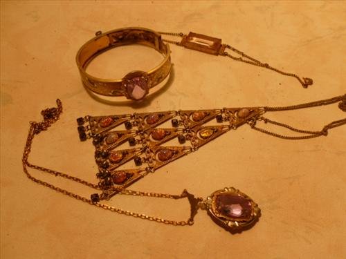 4 pcs of vintage looking jewelry- bracelets and: 4 pcs of vintage looking jewelry- bracelets and necklaces- gold tone- opals- pink and aqua stones- no names or marks