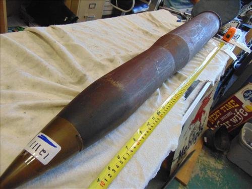 Heavy Artillery Shell 4 1/2" Dia x 38" Long: Heavy Artillery Shell 4 1/2" Dia x 38" Long