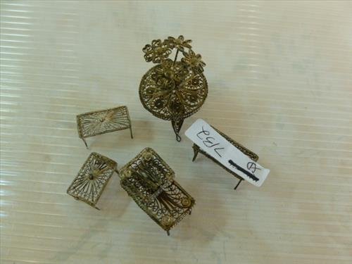 5 pc 800 silver un marked- mini doll house furniture 5: 5 pc 800 silver un marked- mini doll house furniture 5 tables