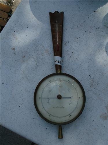AIRGUIDE BANJO-STYLE BAROMETER/THERMOMETER (1 of 1)