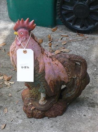 VINTAGE CAST IRON RUSTED ROOSTER BARN DOORSTOP? (1 of 1)