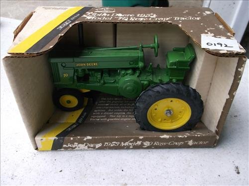 ERTLE JOHN DEER 1953 MODEL "70 ROW-CROP" TRACTOR  #5611 (1 of 1)