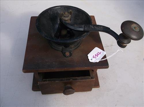 RUSTIC No. 10 CAST IRON & WOOD COFFEE GRINDER 8"H: RUSTIC No. 10 CAST IRON & WOOD COFFEE GRINDER W/DRAWER 8"H