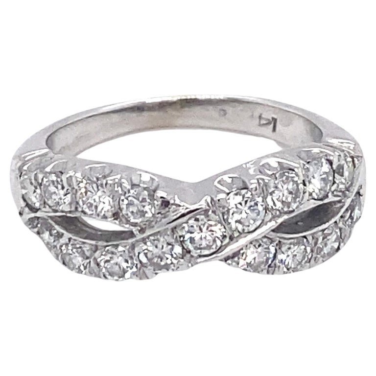 1960s 1 Carat F Color Diamond Infinity Ring in 14 Karat White Gold (1 of 4)