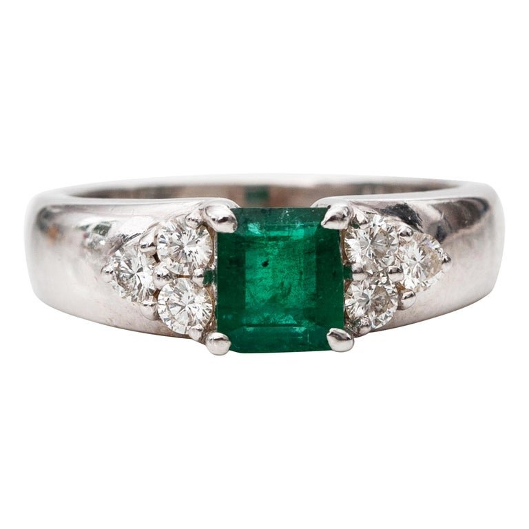 .75 Carat Emerald and Diamond 18 Karat White Gold Ring (1 of 5)