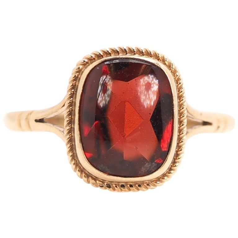 1920s 2.5 Carat Cushion Cut Stone, 9 Karat Yellow Gold Ring (1 of 8)