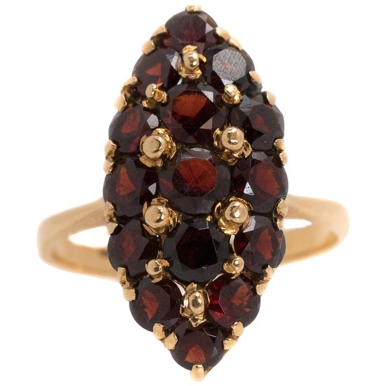 1930s Marquise 3.2 Carat Garnet Navette Ring, 18 Karat Yellow Gold (1 of 7)
