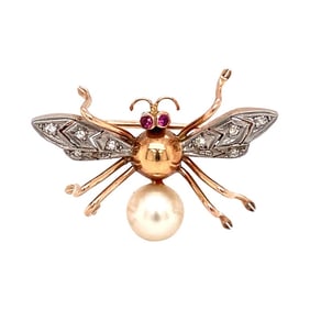 1950s Diamond and Pearl Bee Brooch Pin in 14 Karat Rose Gold and Platinum