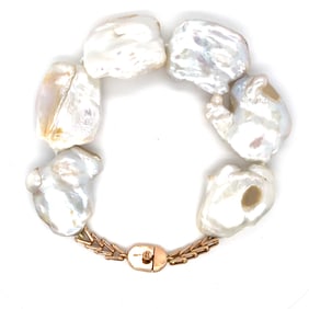River Pearl Bracelet, 18K Gold