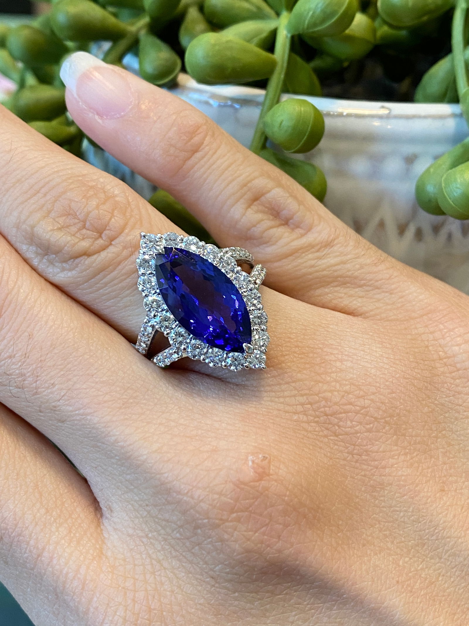 4.37ct Tanzanite and Diamond Ring (1 of 7)