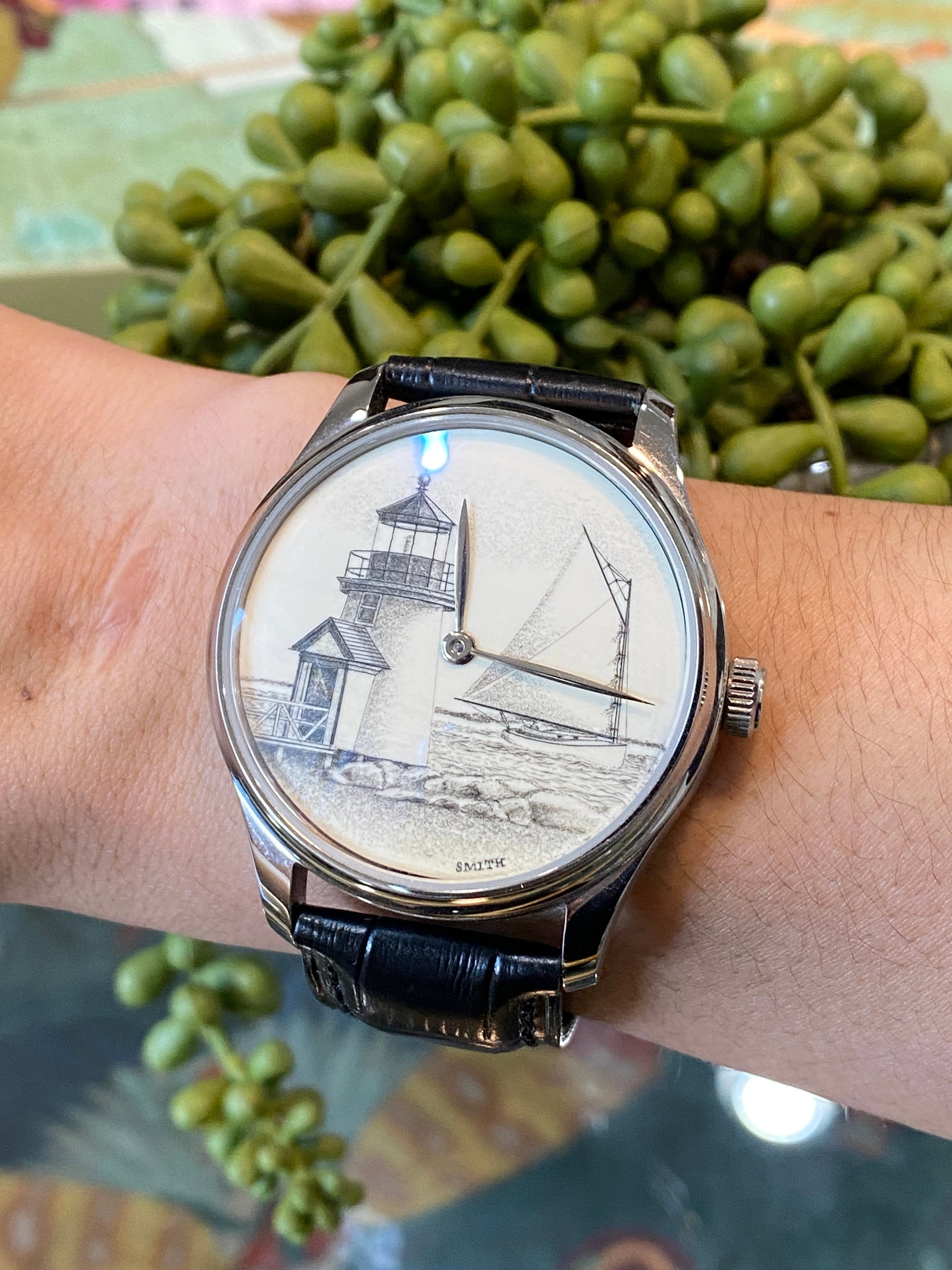 Vineyard Time Nantucket Collection Scrimshaw Dial Wristwatch: Vineyard Time Nantucket Collection Scrimshaw Dial Wristwatch 44 mm, 21 jewel automatic, stainless steel leather band, With original box, Dimensions: 10" Length, Weight: 97.9 g