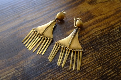 Vintage Artisan Textured dangle Earrings in 14k Yellow Gold