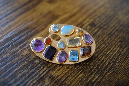 Multi-Gemstones Artists Painting Trag Brooch in 14K Yellow Gold
